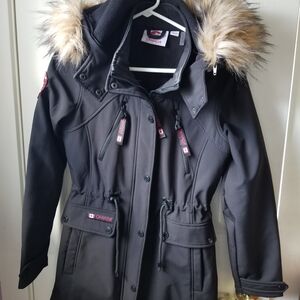 Canada Weatherproof Women's Black Ski Parka with Faux Fur Hood